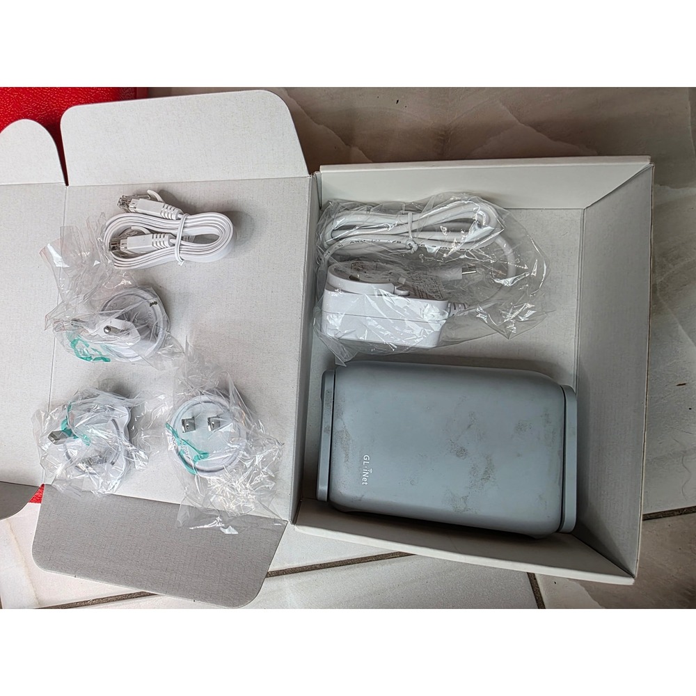 GL.iNet Beryl AX GL-MT3000 WiFi 6 Travel Router AX3000 VPN OpenWrt Pocket Router - Picture 4 of 12